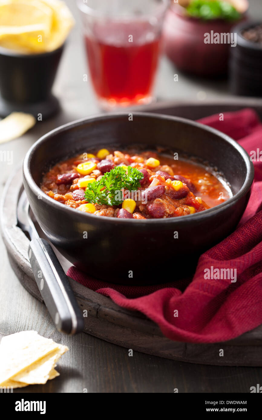 Mexican chili con carne en noir bol Banque D'Images