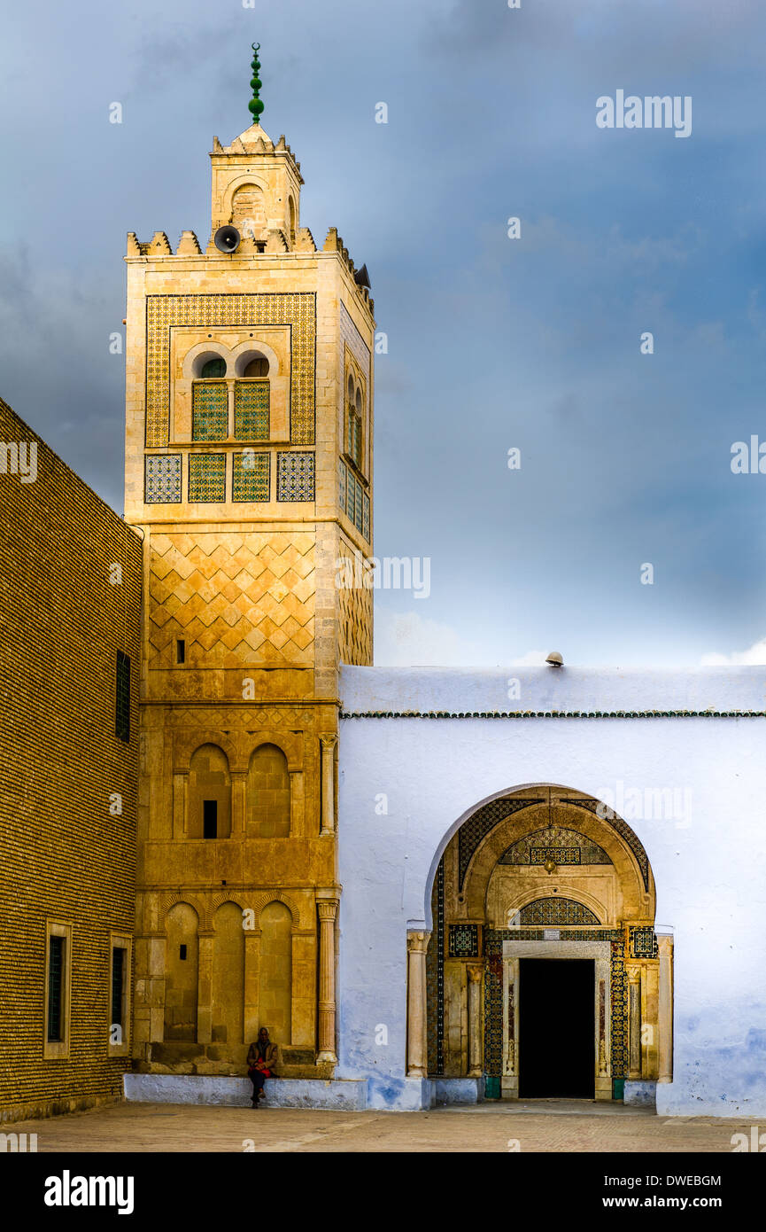 L'Afrique du Nord, Tunisie, Kairouan. Ville sainte classé Patrimoine Mondial par l'UNESCO. Mosquée Sidi Sahab. Banque D'Images