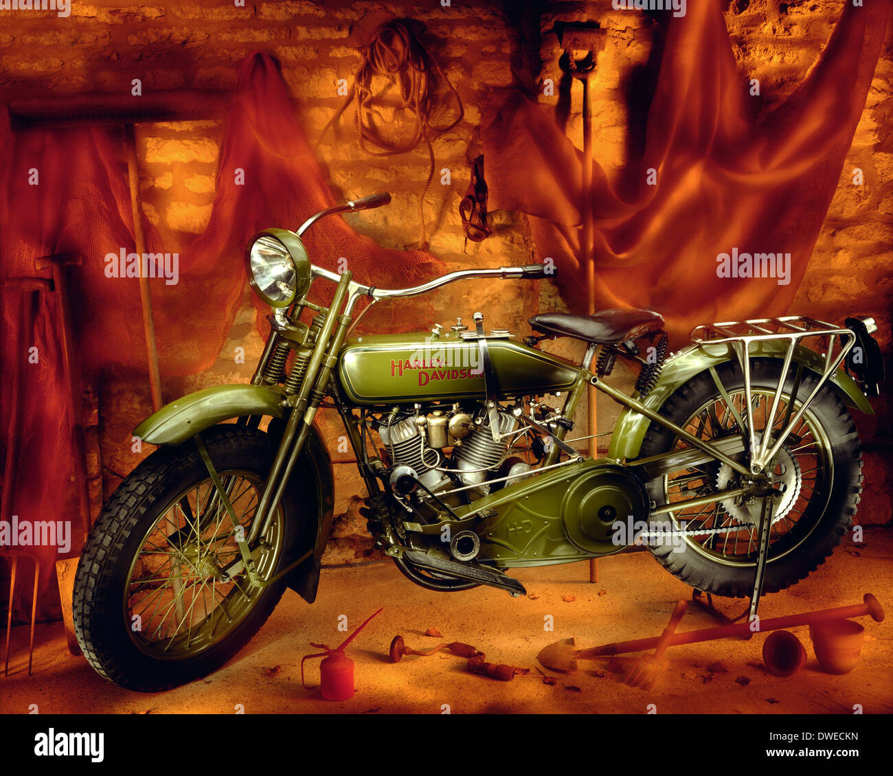 Vintage harley davidson motorcycle Banque de photographies et d’images ...