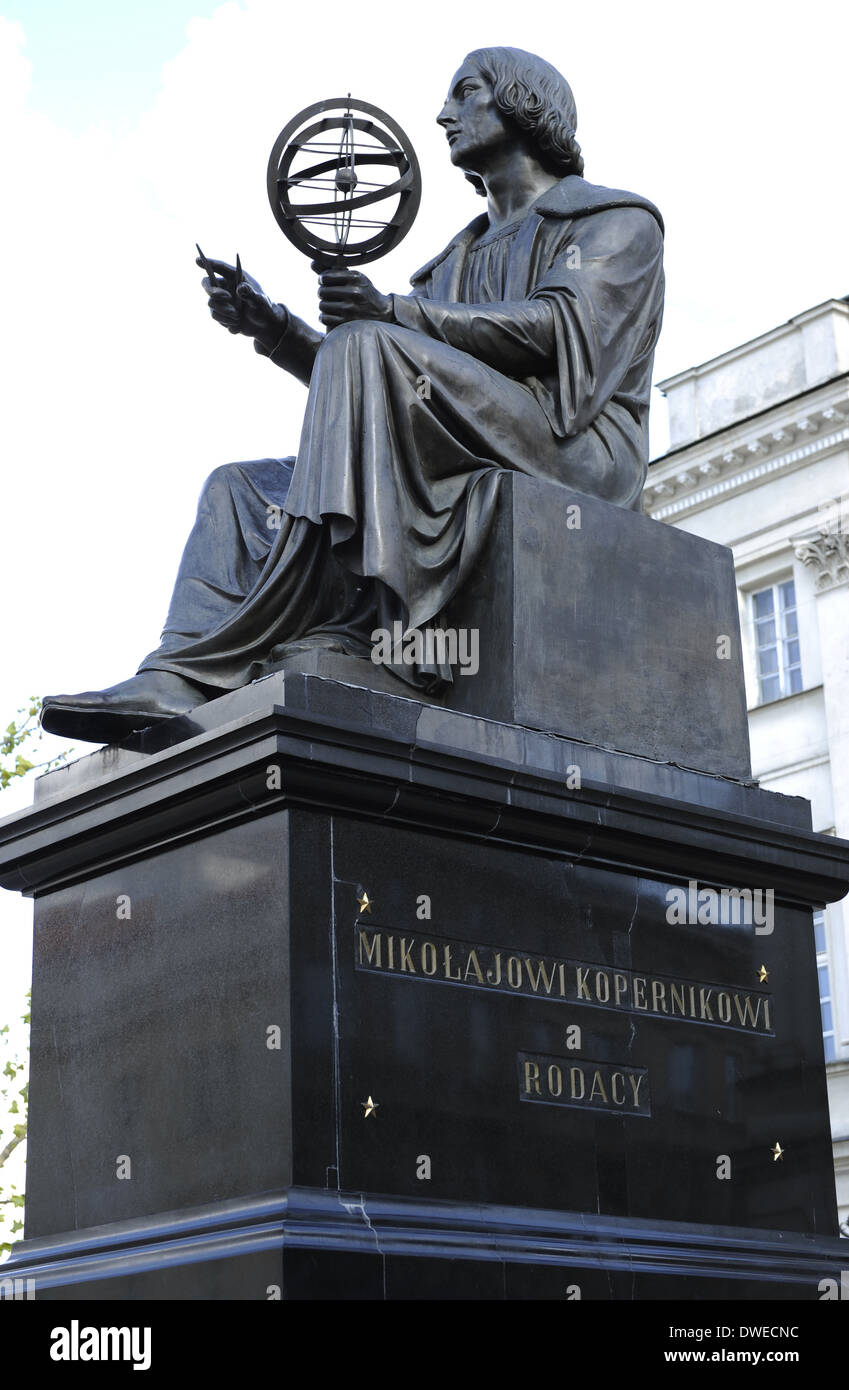Nicolas Copernic (1473-1543). Mathématicien et astronome polonais. Statue par Bertel Thorvaldsen (1770-1844), 1830. Varsovie. Banque D'Images