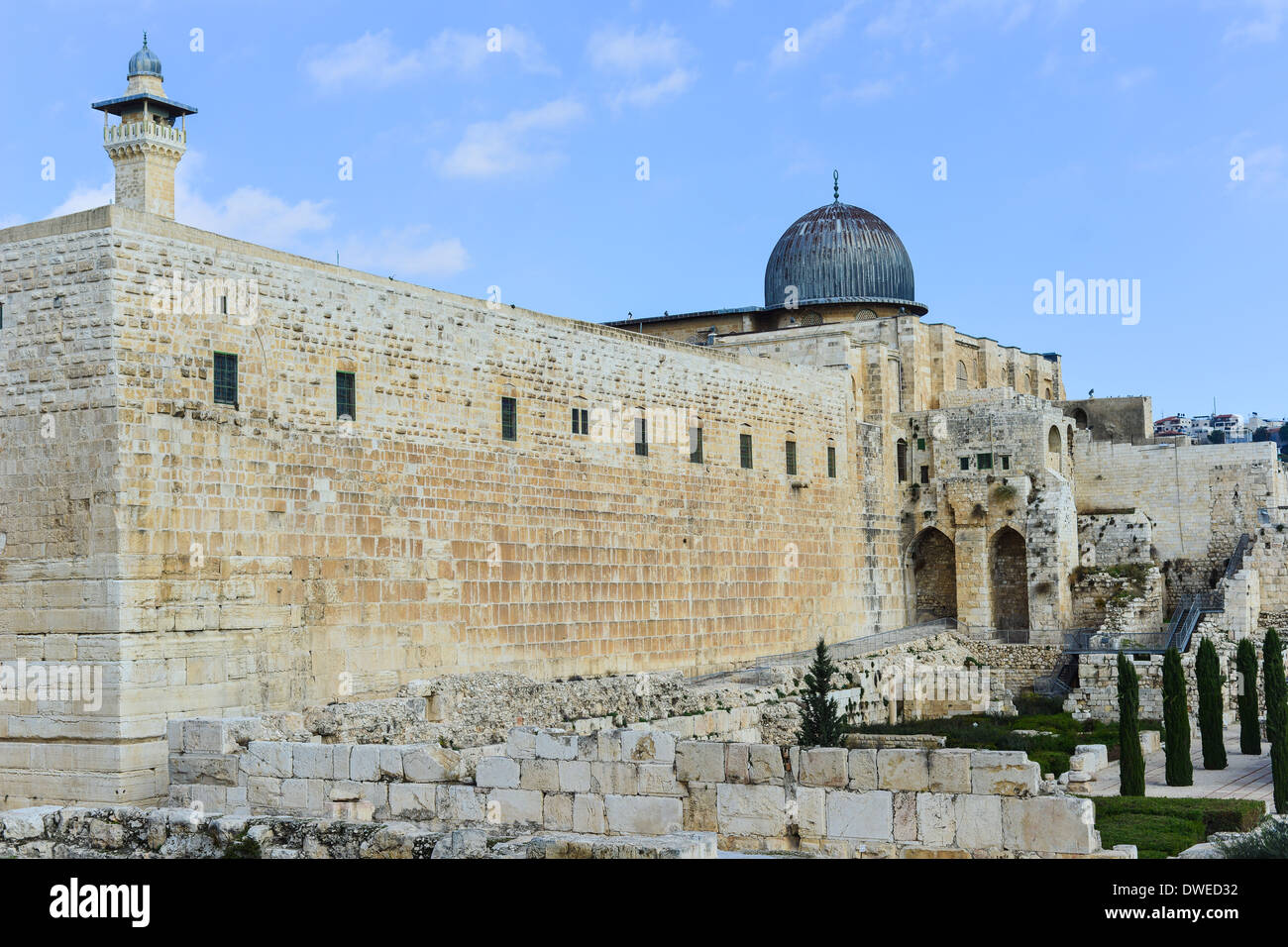 Si les murs de la vieille ville de Jérusalem et ses temples. Banque D'Images