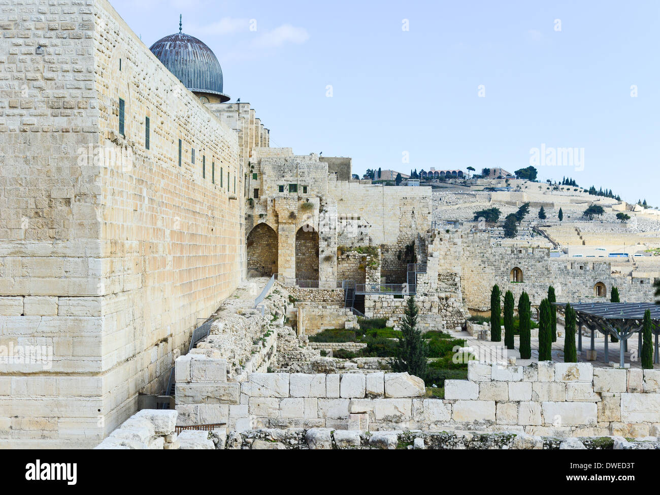 Si les murs de la vieille ville de Jérusalem et ses temples. Banque D'Images