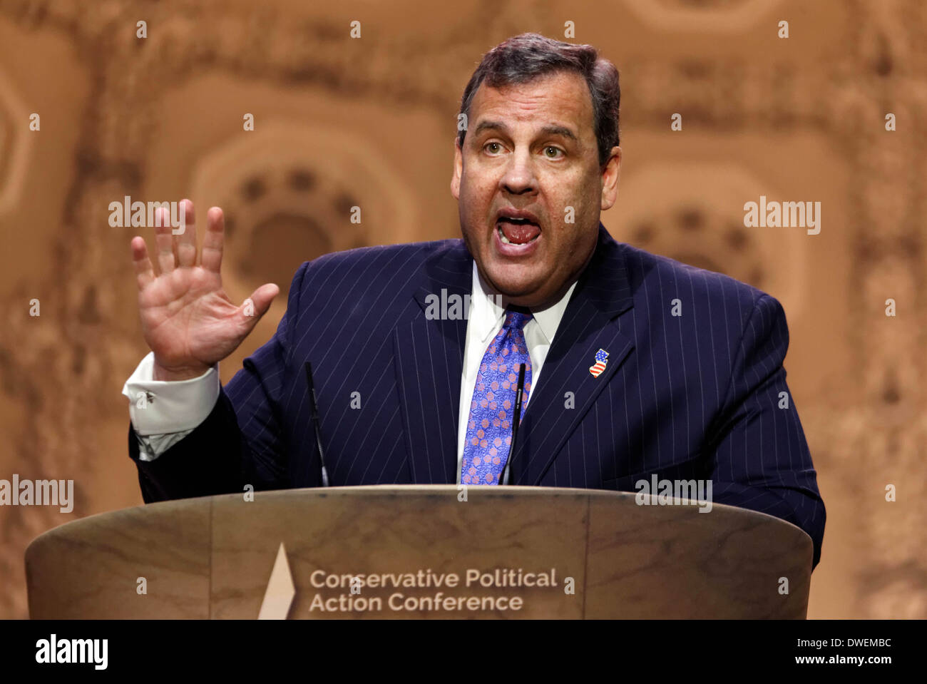 Chris Christie, gouverneur du New Jersey parle lors d'une allocution aux délégués à la Conférence d'action politique conservateur. Banque D'Images