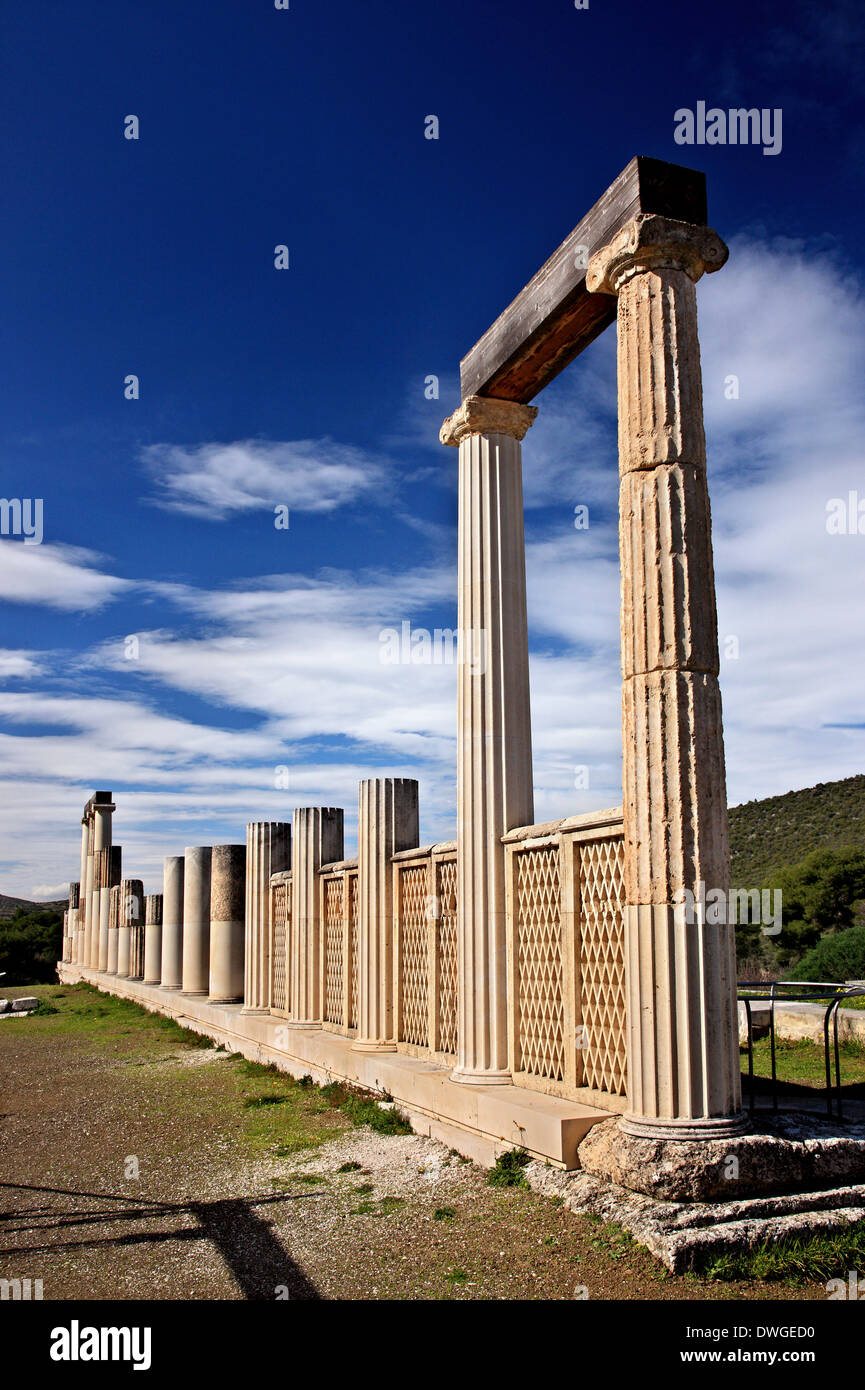Le 'Stoa de l'Abaton', sur le site archéologique de l'ancienne Epidaure, l'Argolide ('Argolide'), Péloponnèse, Grèce Banque D'Images
