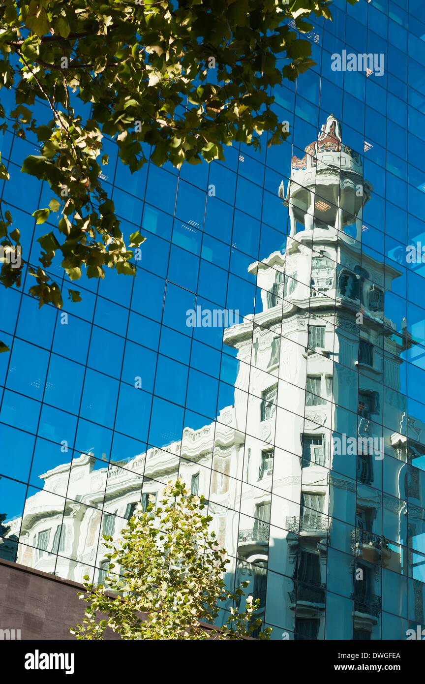 Façade en verre, Montevideo Banque D'Images