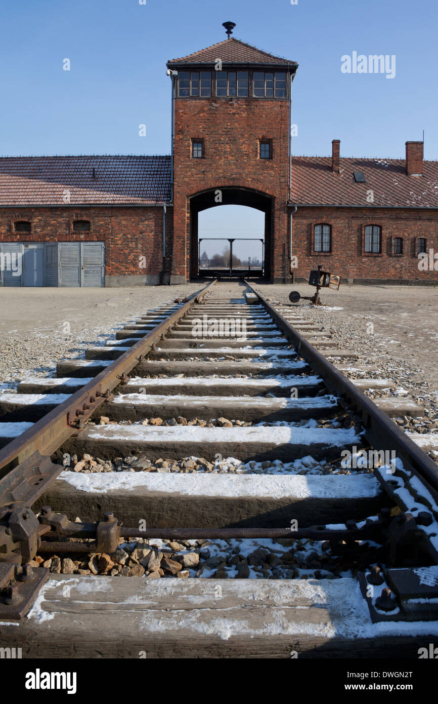 Entrée d'Auschwitz II-Birkenau camp d'extermination nazi en Pologne Banque D'Images