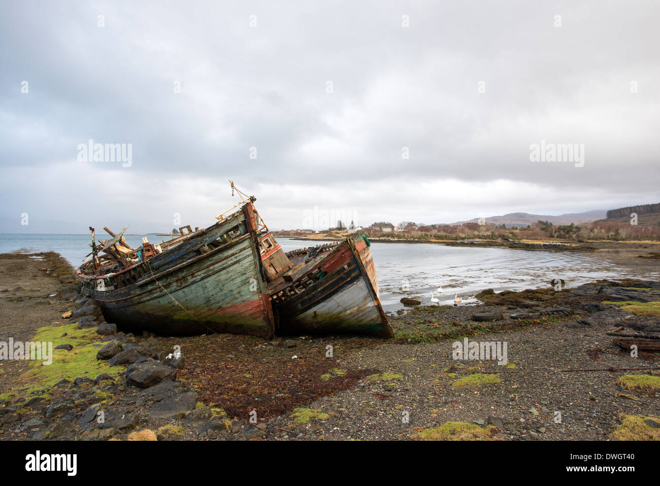Vieux bateaux, île de Mull, Hébrides intérieures, Ecosse, Royaume-Uni Banque D'Images