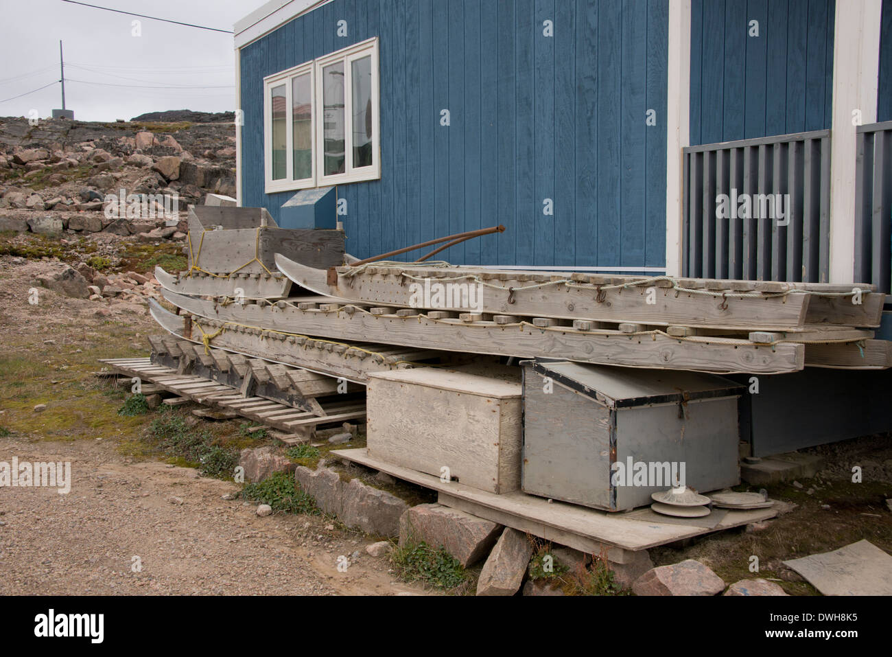 Au Canada, le Nunavut, région de Qikiqtaaluk, Cape Dorset. Capitale de l'art inuit, célèbre pour la fabrication d'impression natif et sculpture en pierre. Banque D'Images