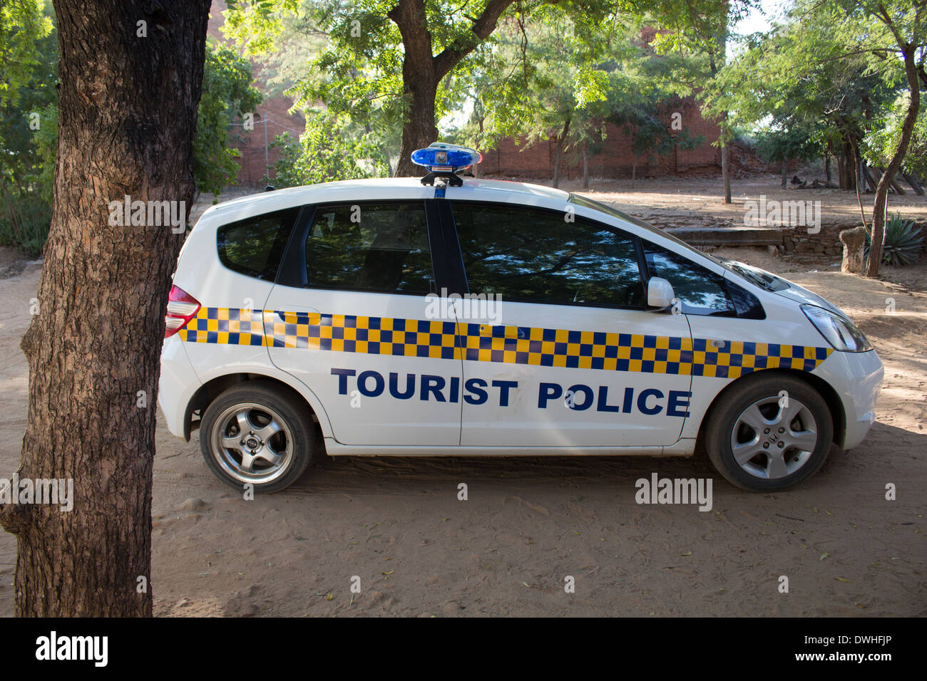 Voiture de police touristiques Bagan Birmanie Banque D'Images