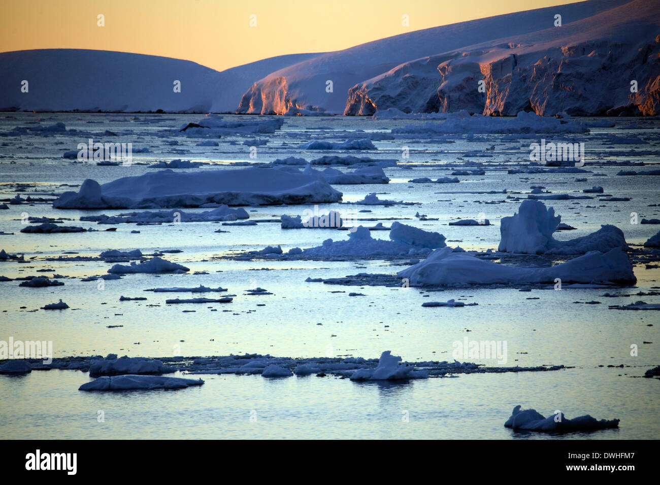La glace de mer dans l'Lamairé canal sur la péninsule Antarctique dans l'Antarctique. Banque D'Images