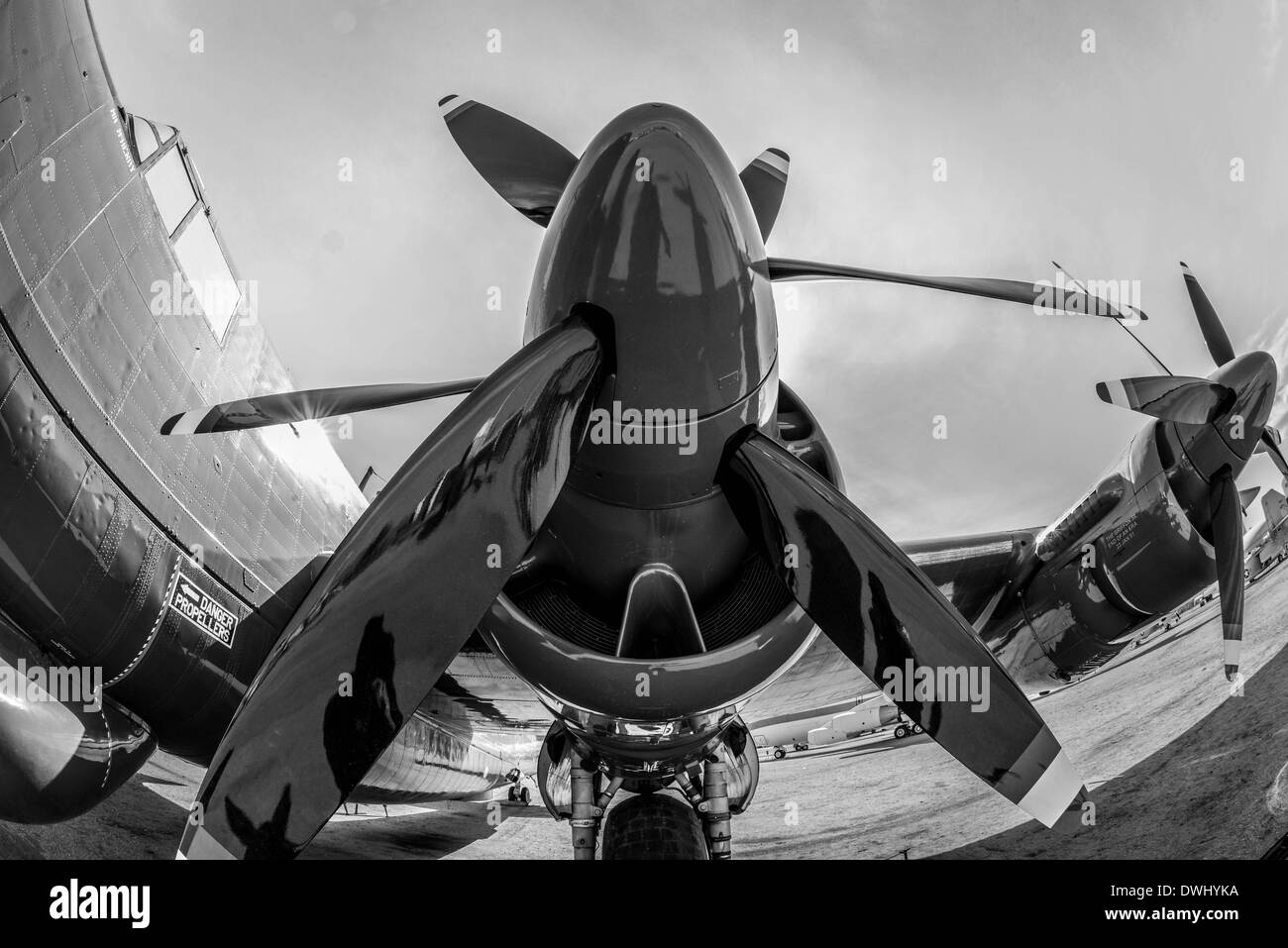 Vintage Aircraft Engine - objectif fisheye en noir & blanc Banque D'Images
