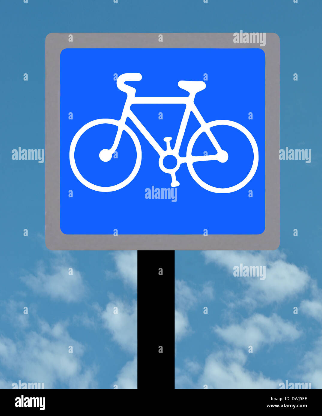 Panneau de signalisation sur la voie du vélo utilisé par les cycles pour rendre le vélo plus sûr pour les cyclistes Banque D'Images
