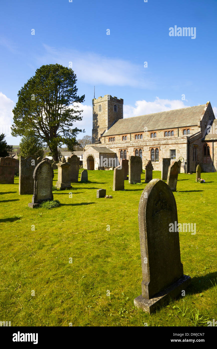 Cimetière à l'église St Kentigern, Caldbeck, Lake District, Cumbria, Angleterre, Royaume-Uni. Banque D'Images