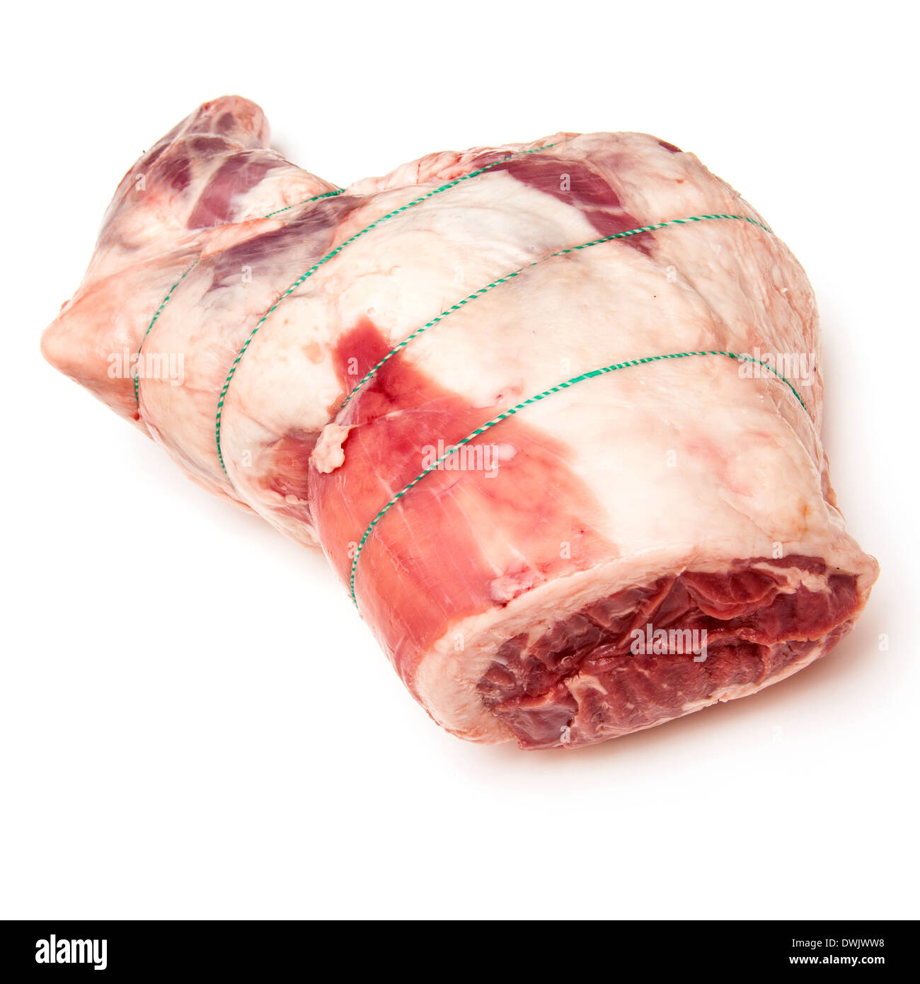 Epaule d'agneau britannique (2,69 kg) isolated on a white background studio. Banque D'Images