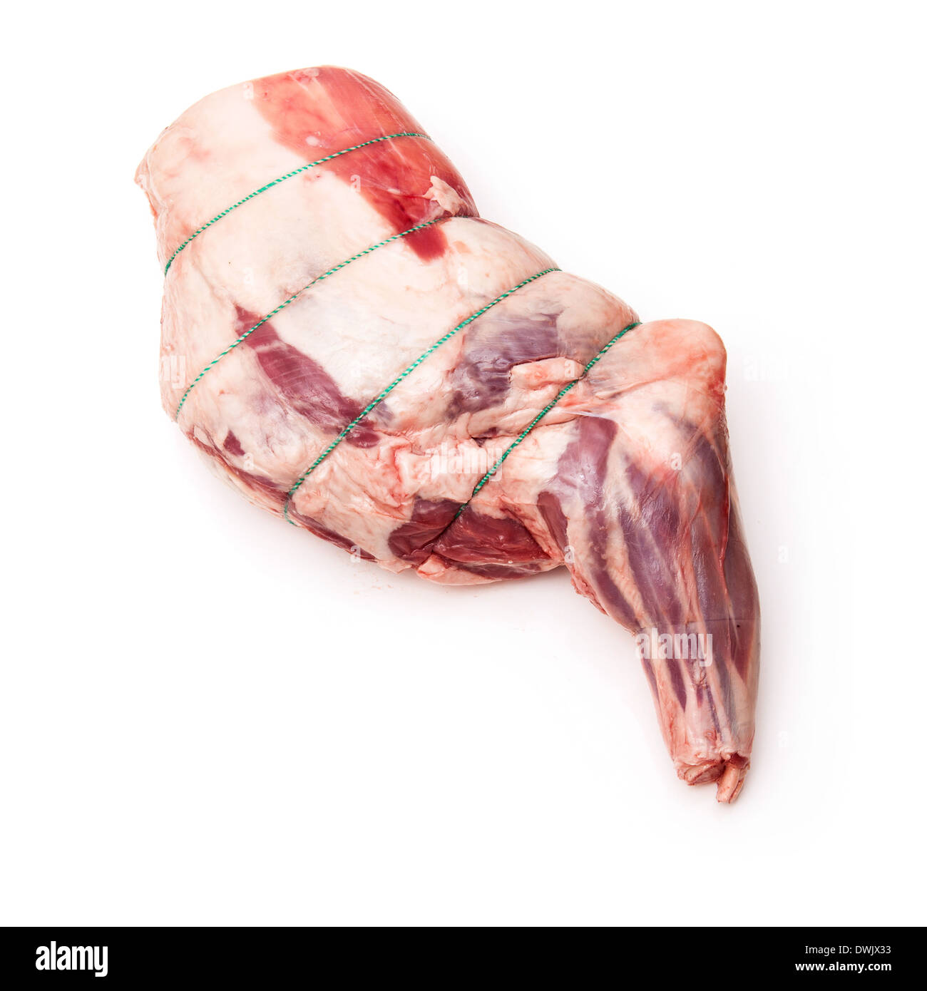 Epaule d'agneau britannique (2,69 kg) isolated on a white background studio. Banque D'Images