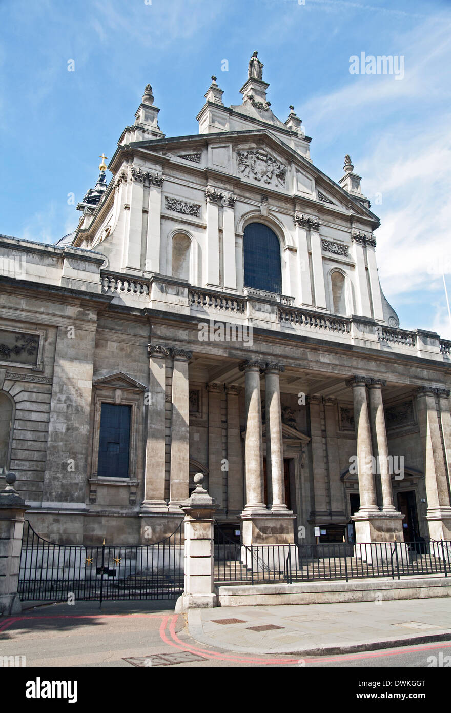 Façade du Brompton Oratory, South Kensington, Londres, Angleterre, Royaume-Uni, Europe Banque D'Images