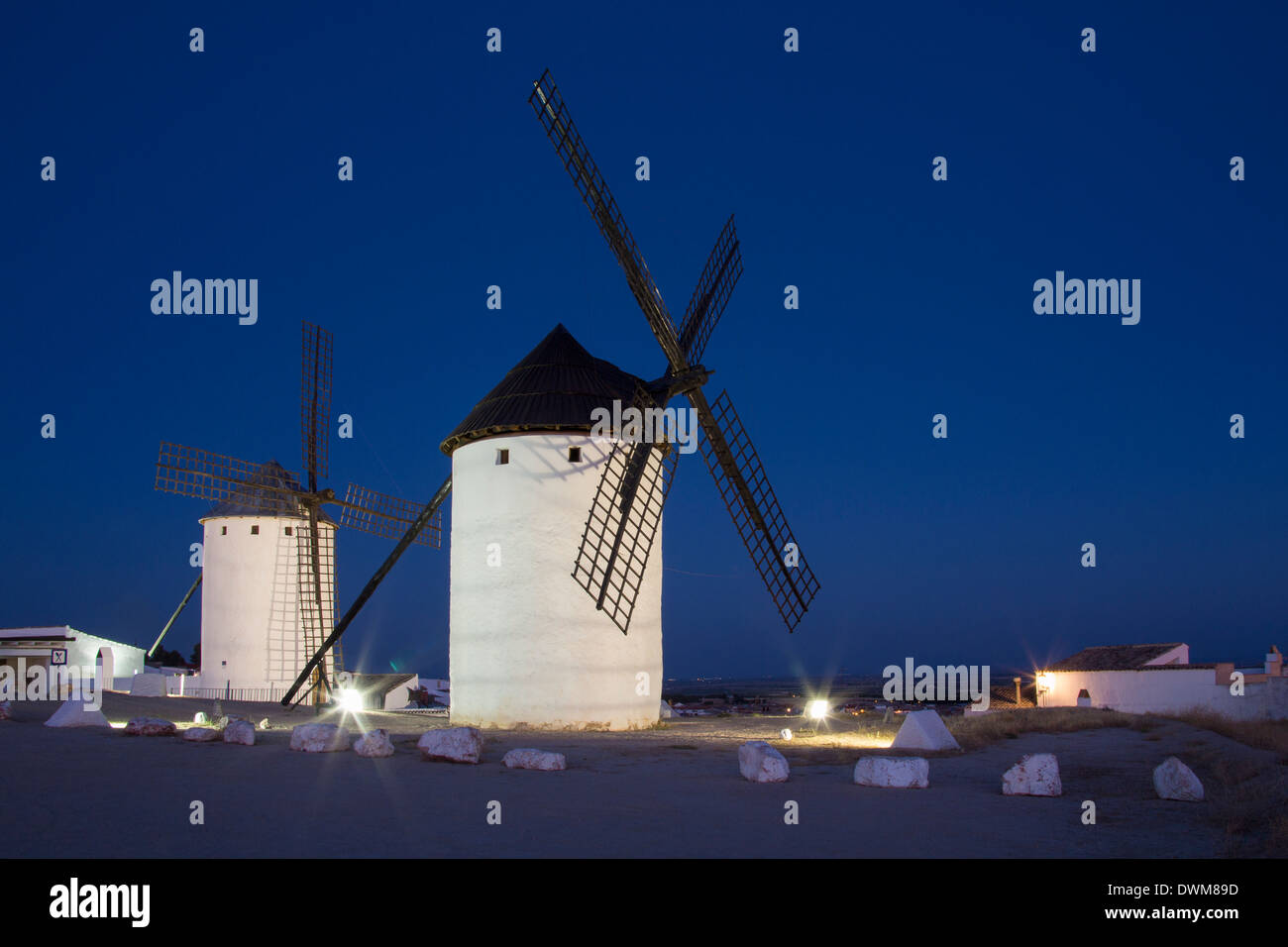 Les moulins à vent à Campo de Criptana dans la région de Castille-La Manche du centre de l'Espagne. Banque D'Images