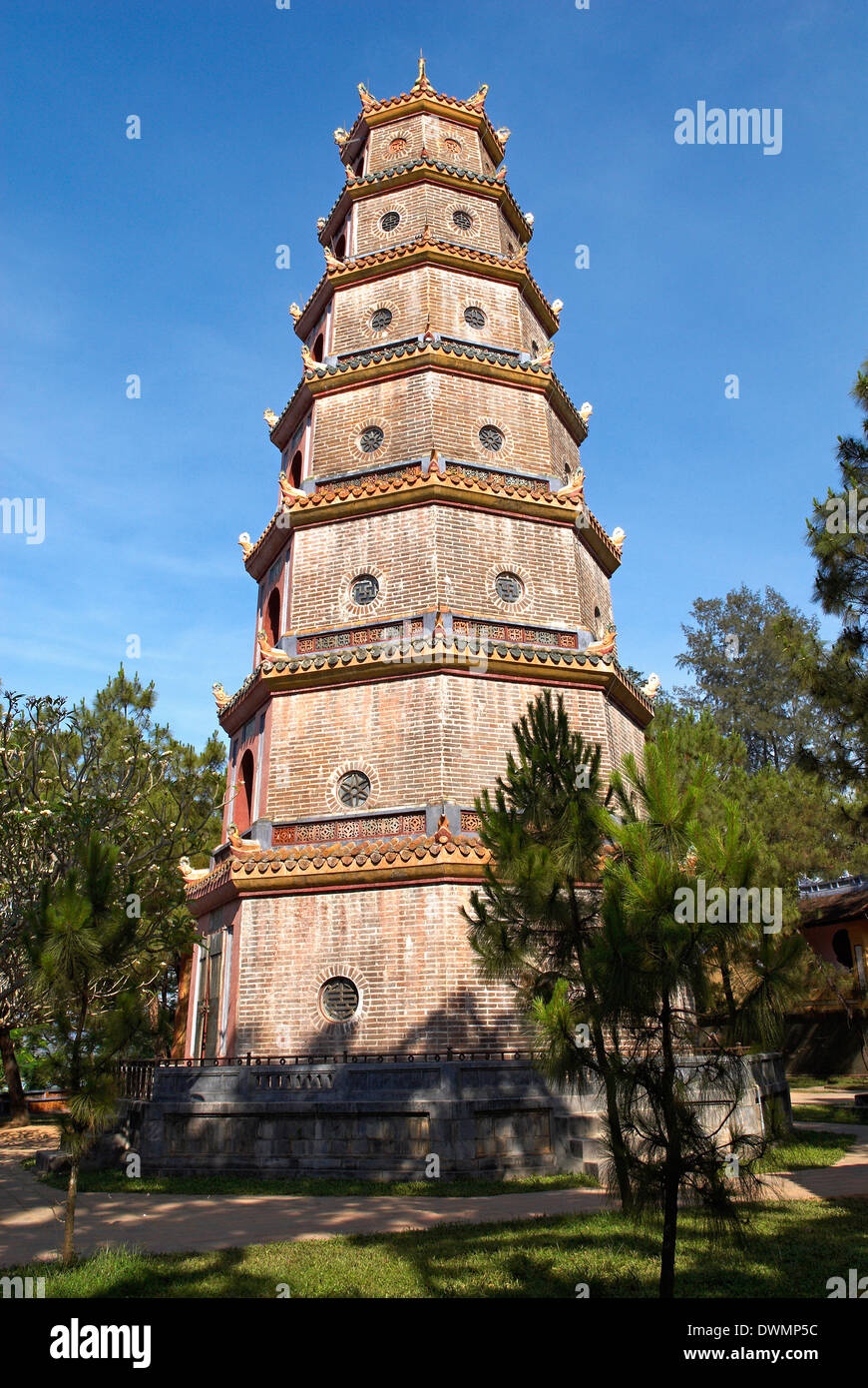 La pagode de Thien Mu, Hue, Vietnam, Indochine, Asie du Sud-Est, l'Asie Banque D'Images