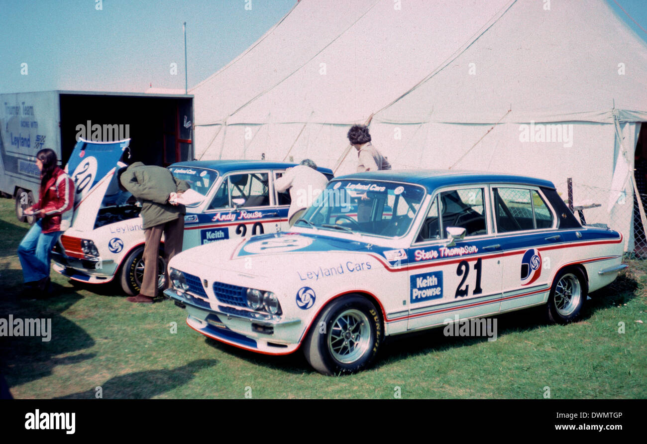 Œuvres de Andy Rouse Dolomites triomphe et Steve Thompson à Thruxton 1976 Banque D'Images