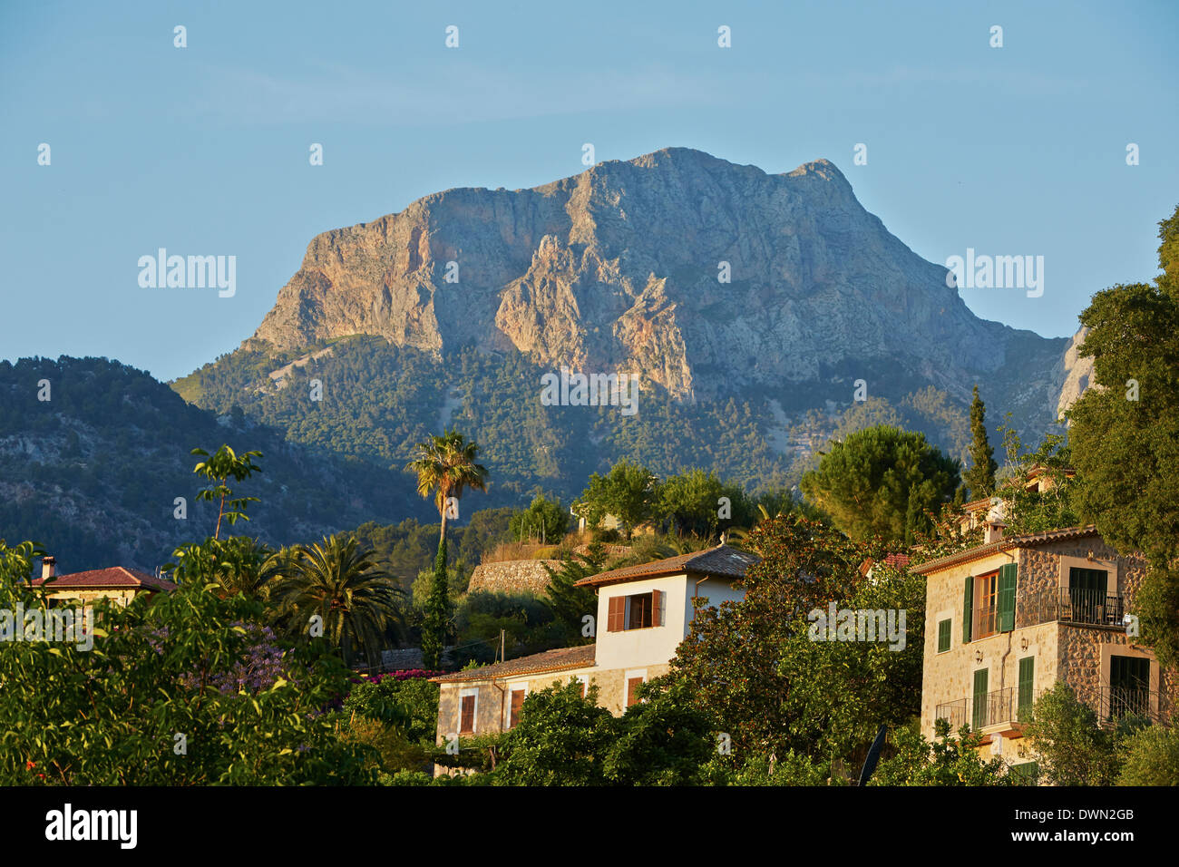 Maisons de la Sierra de Tramontana, Majorque, Îles Baléares, Espagne, Europe Banque D'Images