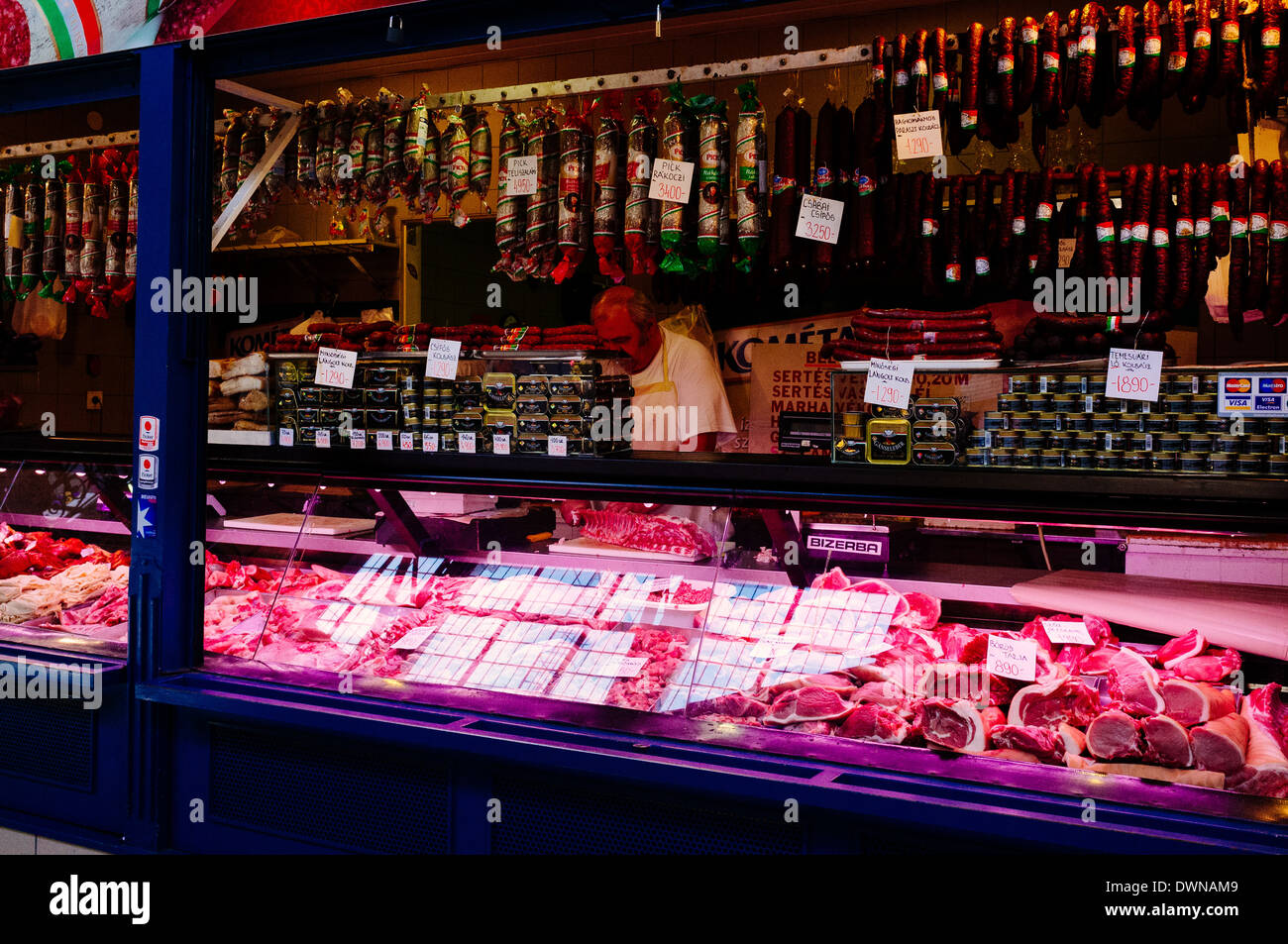 Une boucherie dans la Grande Halle, Budapest Banque D'Images