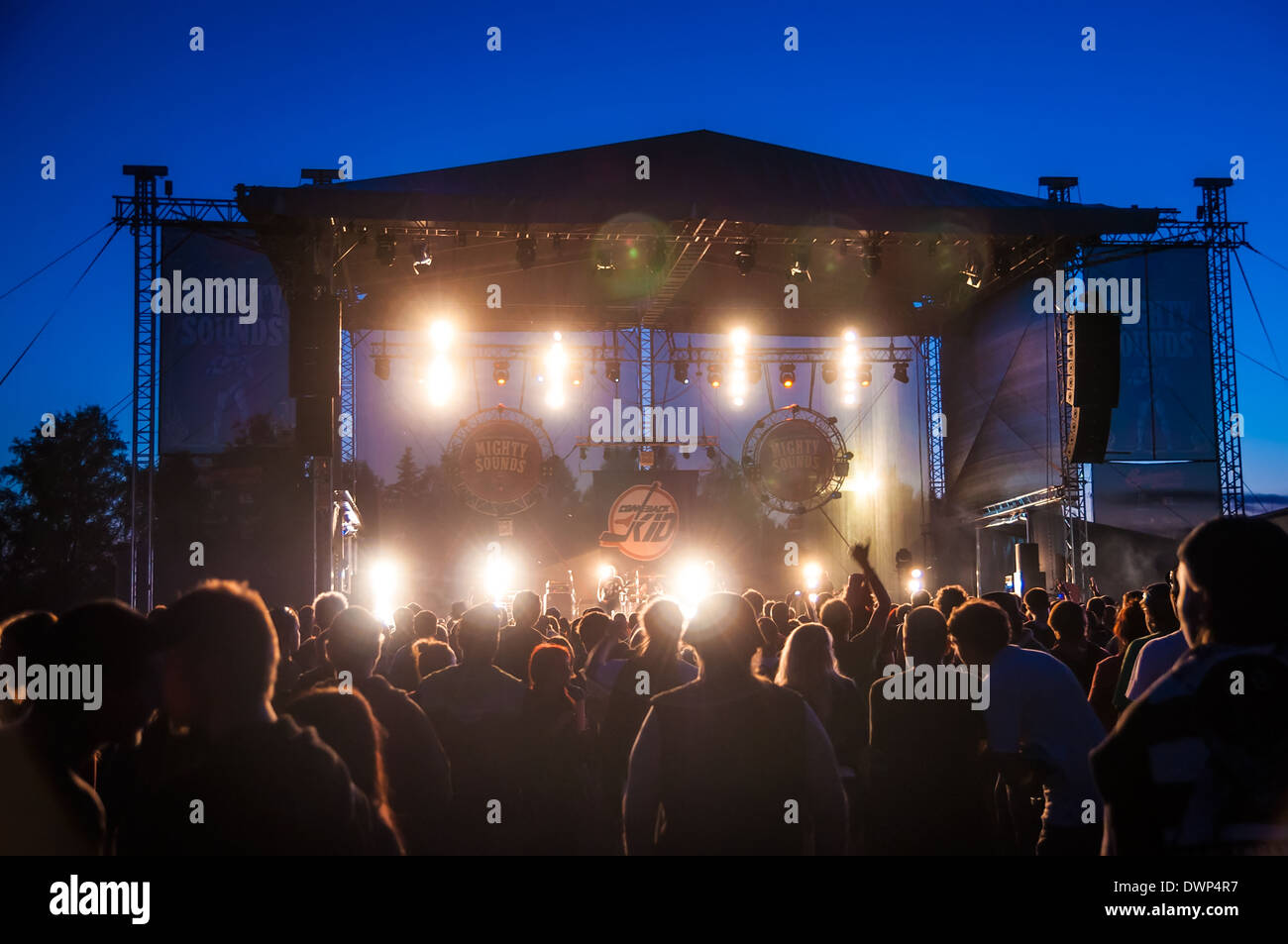 Les gens qui regardent le spectacle de revenir Kid hardcore, Mighty Sounds festival, 19 juillet 2013 Banque D'Images