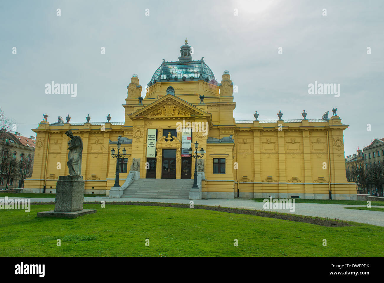 Le Pavillon des Arts Building à Zagreb Banque D'Images