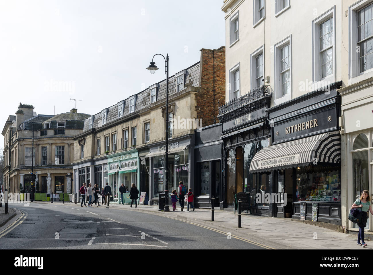 Rangée d'élégantes boutiques de Montpelier, Cheltenham, Gloucestershire Banque D'Images