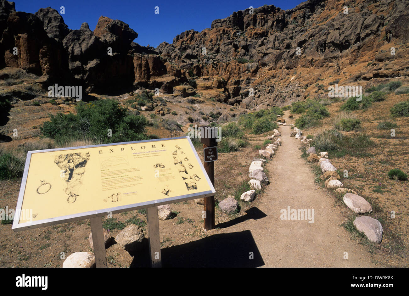 Elk248-2727 Californie, Mojave National Preserve, trou dans le mur, bague's Trail Banque D'Images