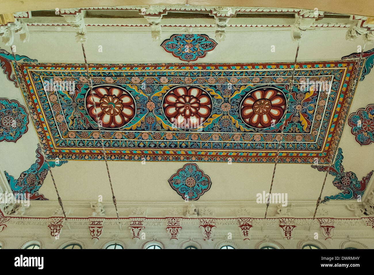 Le Sud de l'Inde du Sud Tamil Nadu Madurai Palais Thirumalai Nayakar 1636 trône sur le toit de la Chambre détail de plafond Banque D'Images