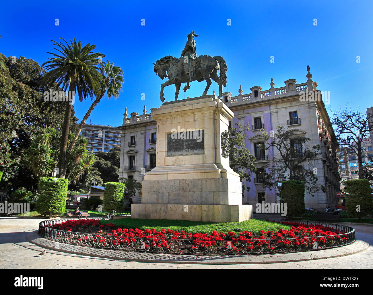 Statue de Jaume el Conqueridor dans le la Plaça d'Alfons el Magnanim, Valencia, Espagne Banque D'Images