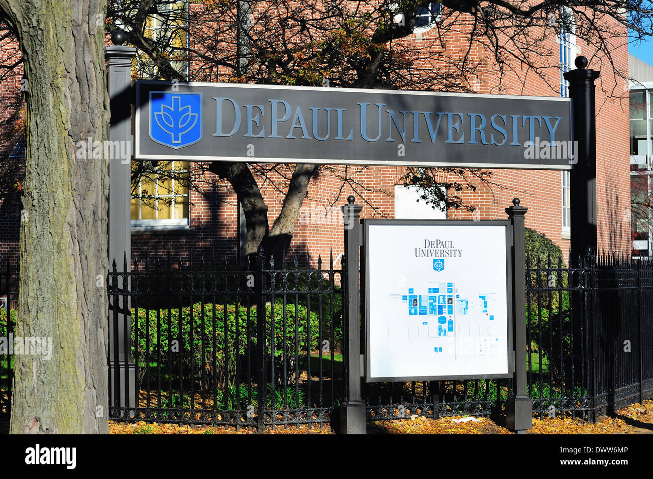 États-unis, Illinois, Chicago. Campus de l'Université DePaul et carte. Banque D'Images