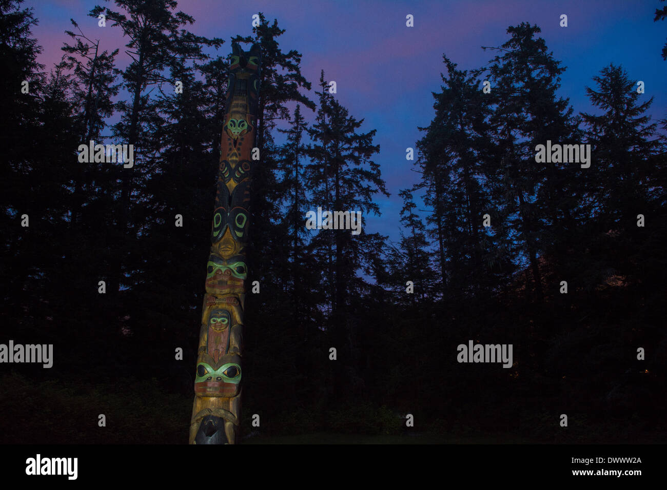 Totem, le parc historique national de Sitka, Sitka, Alaska Banque D'Images