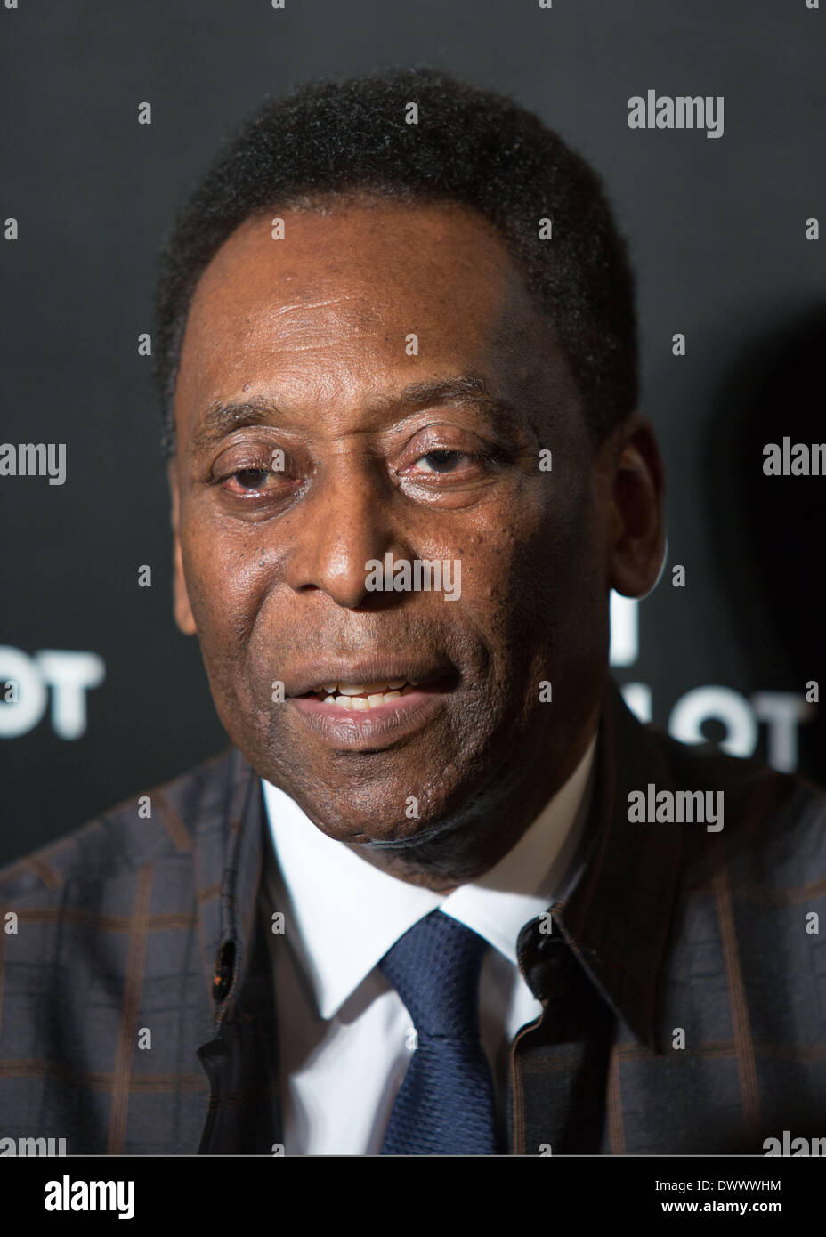 Tokyo, Japon. 14Th Mar, 2014. Une photo prise le 13 mars 2014 montre, Edson Arantes do Nascimento, également connu sous le nom de 'Pele' pendant la charité Hublot fonction au Japon Football Association building au centre-ville de Tokyo. L'événement de bienfaisance ont recueilli un total de 3 millions de yens dans laquelle les fonds seront reversés pour aider à soutenir les victimes de Tohoku du 11 mars 2011 en cas de catastrophe. Credit : AFLO/Alamy Live News Banque D'Images