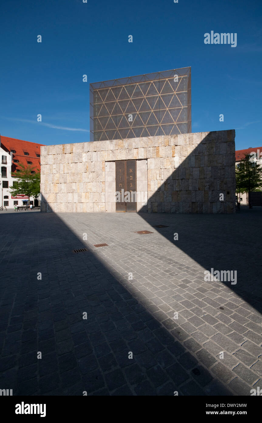 Germany, Bavaria, Munich, Jakobsplatz, Jacob Square, Grande Synagogue, Musée Juif, et Centre juif. Banque D'Images