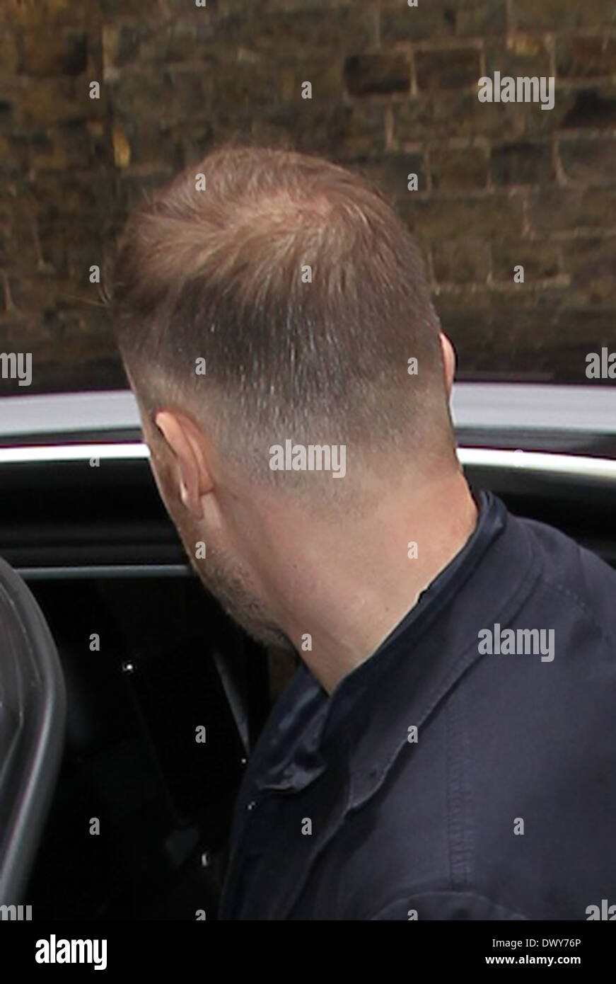 Gary Barlow's hair semble un peu plus mince sur le dessus pendant qu'il part 'The X Factor' studios de pratique Londres, Angleterre - 15.10.12 Avec : Gary Barlow's hair semble un peu plus mince sur le dessus Où : London, Royaume-Uni Quand : 15 Oct 2012 Banque D'Images