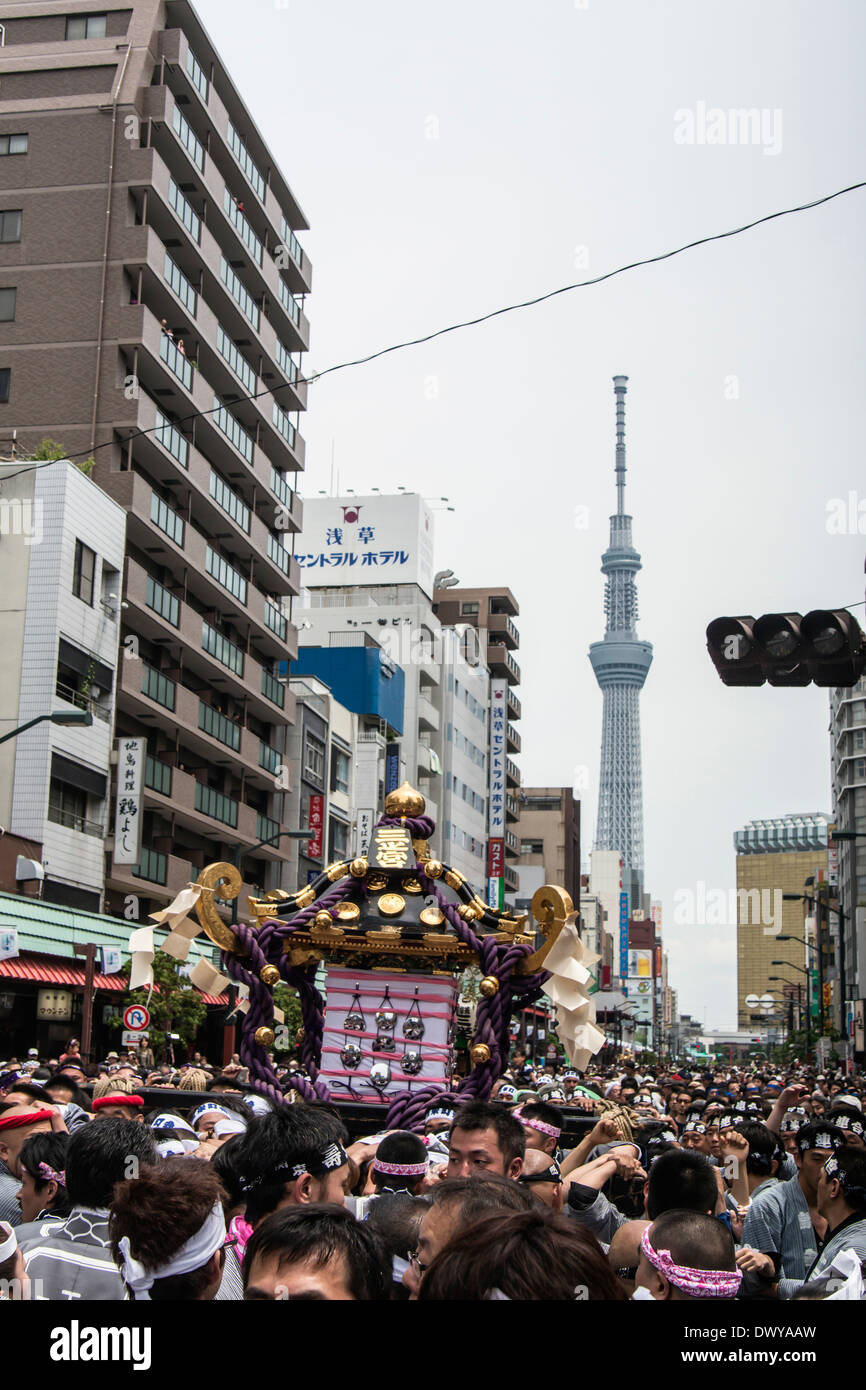 Festival Sanja Asakusa, Tokyo, Japon Banque D'Images