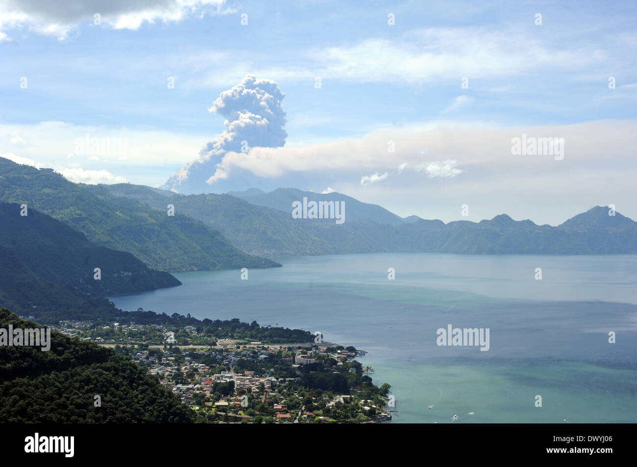 L'éruption du volcan Fuego en septembre 2012. Banque D'Images