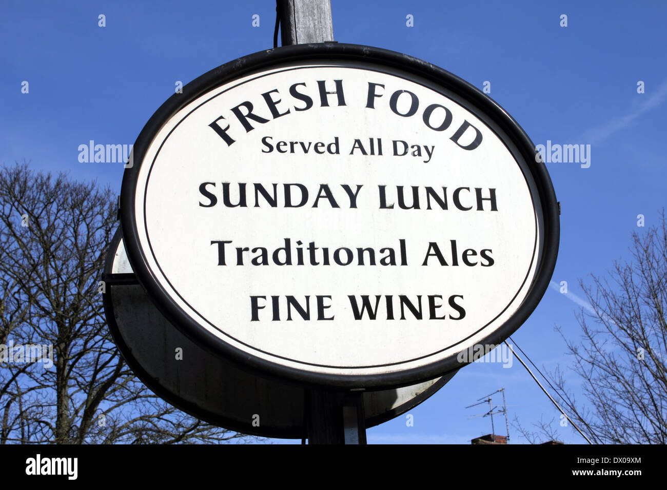 Le Woolpack pub and Banstead, Surrey, Angleterre. Banque D'Images