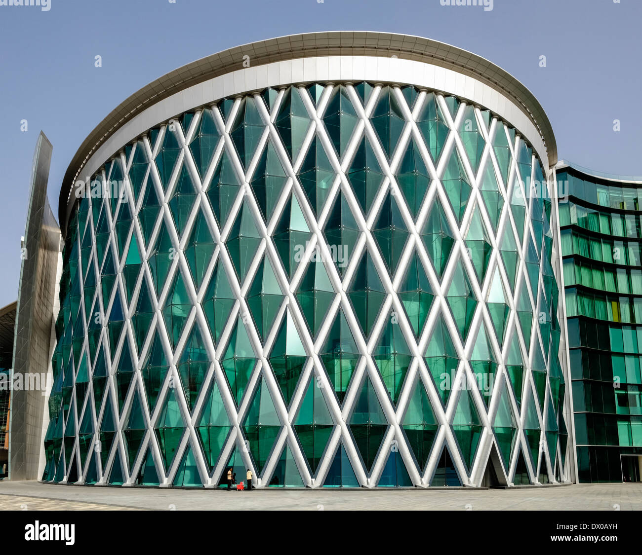 L'architecture moderne de Meydan Hotel à Dubaï Émirats Arabes Unis Banque D'Images