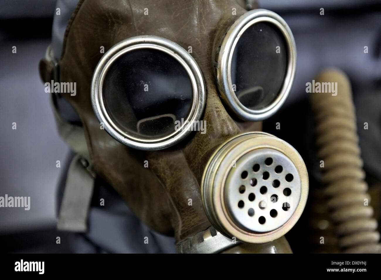 Vieux masque à gaz de la Seconde Guerre mondiale Banque D'Images