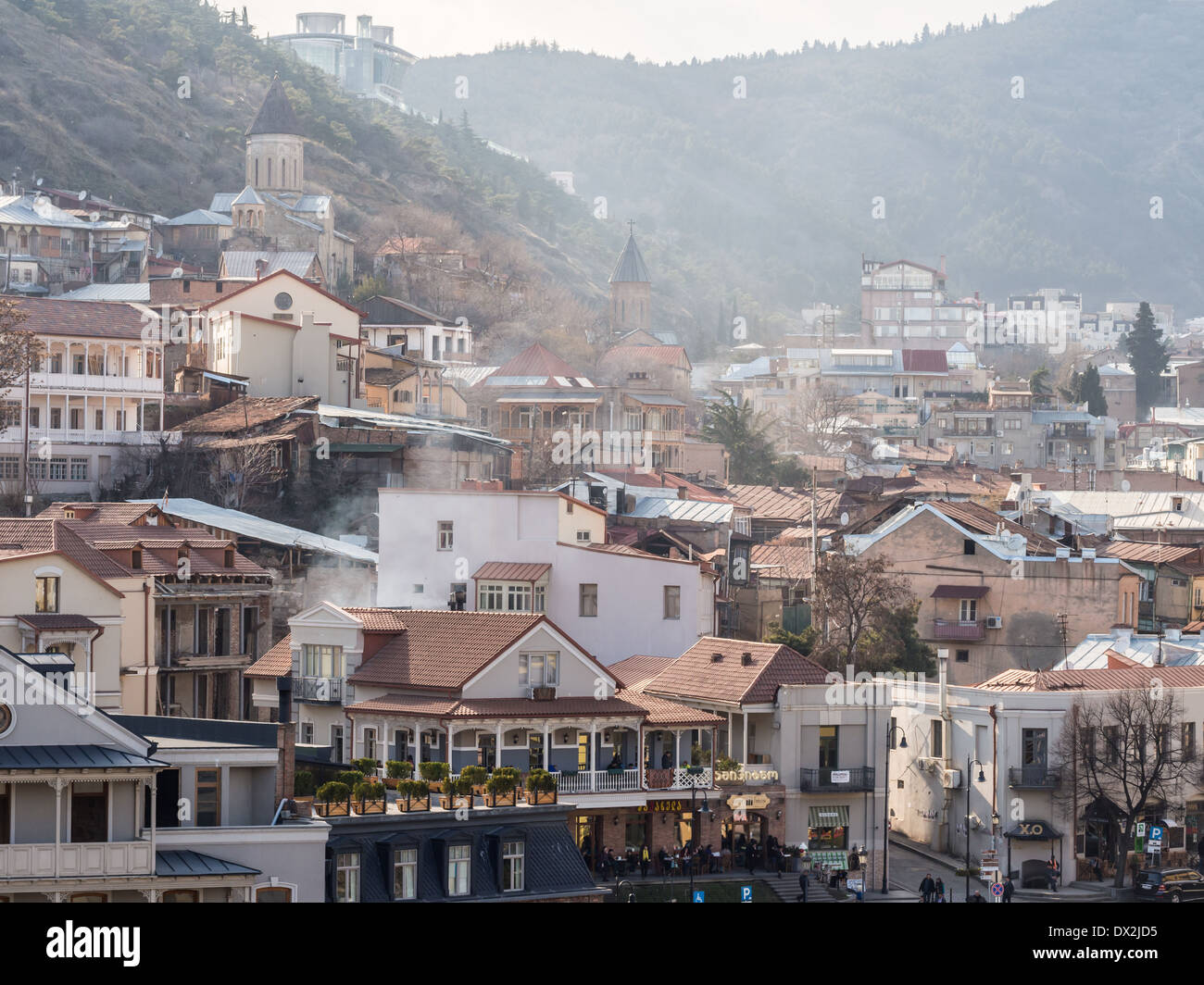 La vieille ville de Tbilissi, la capitale de la Géorgie. La vieille ville est célèbre pour son architecture colorée typique. Banque D'Images