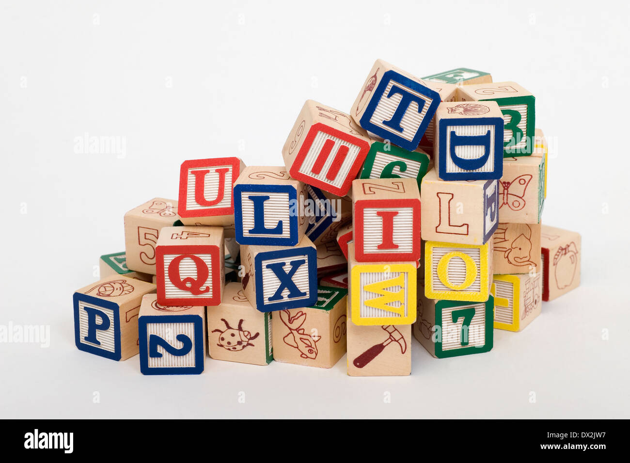 Jouet enfant enfant alphabet blocks jouer tôt apprendre Banque D'Images