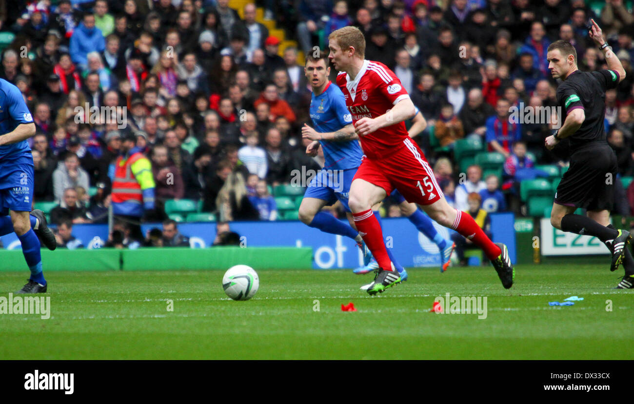 Glasgow, Ecosse. Mar 16, 2014. Barry Robson (AFC) en action lors de la finale de la coupe de la ligue écossaise entre Aberdeen et Inverness Caledonian Thistle FC FC au Celtic Park. Aberdeen a gagné 4-2 sur les pénalités. Credit : Action Plus Sport/Alamy Live News Banque D'Images