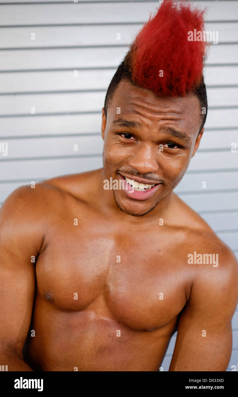 MIAMI - 9 mars 2014 : Portrait de l'artiste lors de la 37e rue Calle Ocho festival, un événement annuel qui a lieu sur 8 Rue de la petite havane avec beaucoup de musique, de la nourriture, et c'est la plus grande partie de la ville qui célèbre l'héritage hispanique. Banque D'Images