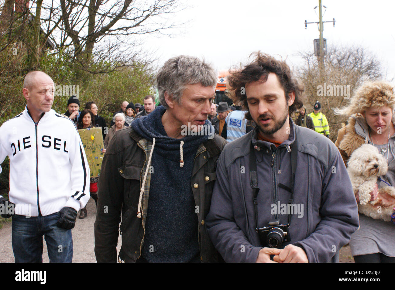 Bez ' Happy Mondays' visites barton moss, appuyant la démonstration de lutte contre la fracturation hydraulique Banque D'Images