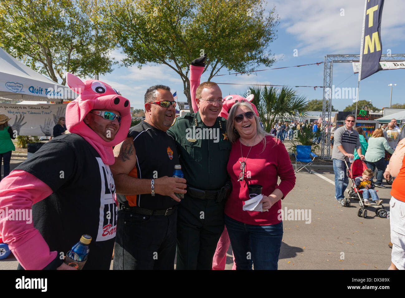 Florida Sheriff Grady Judd du bureau du shérif du comté de Polk en Floride le Porc BBQ Lakeland Festival. Banque D'Images