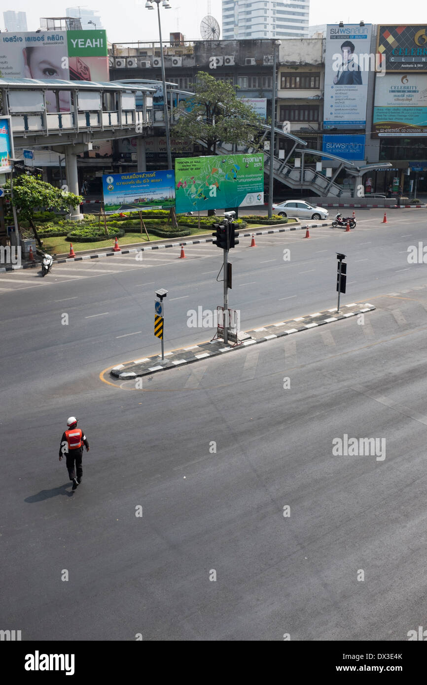 Les rues de Bangkok vide sans trafic Banque D'Images