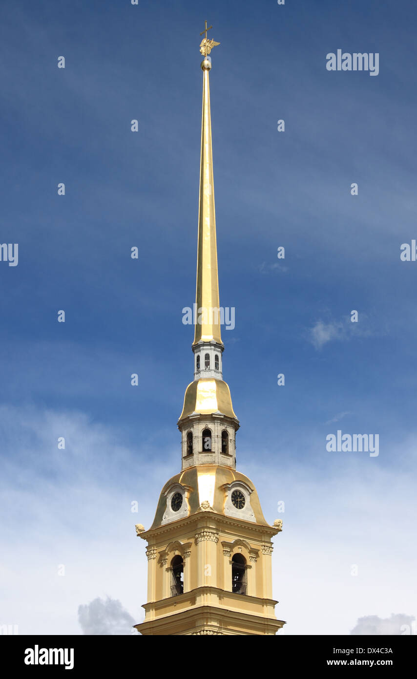 Clocher de l'Église Pierre et Paul à Saint-Pétersbourg, Russie Banque D'Images Clocher de l'Église Pierre et Paul à Saint-Pétersbourg, Russie Banque D'Images