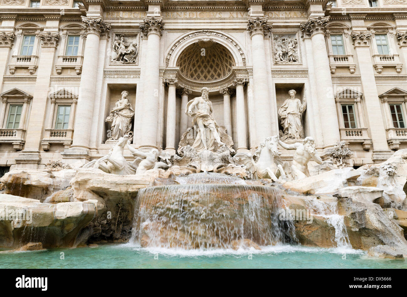 Fontaine de Trevi, Piazza di Spagna, conçu par Nicola Salvi, construit 1732-1762, fin de la période baroque, Rome, Latium, Italie Banque D'Images